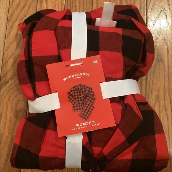 Women’s Flannel Pajama Set - Picture 3 of 3